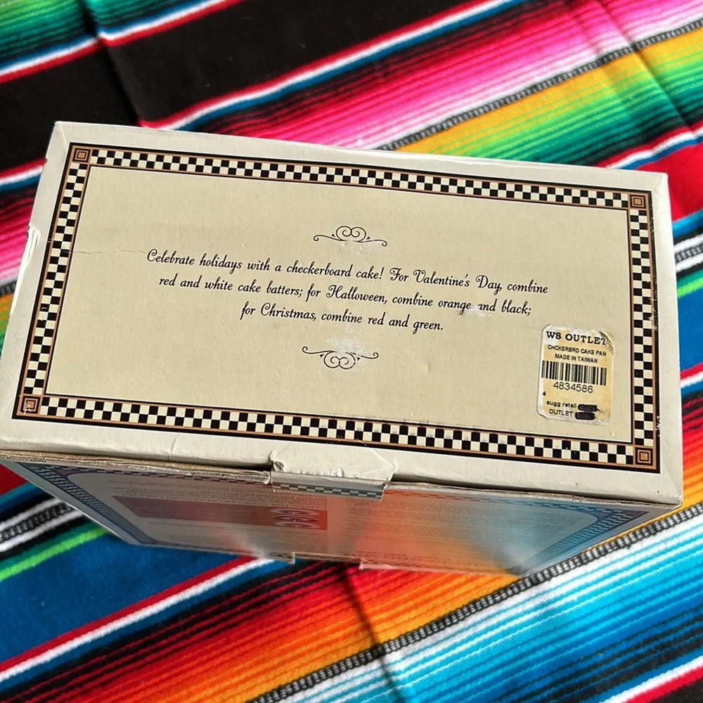 Williams-Sonoma Checkerboard Cake Pan Set in Box
